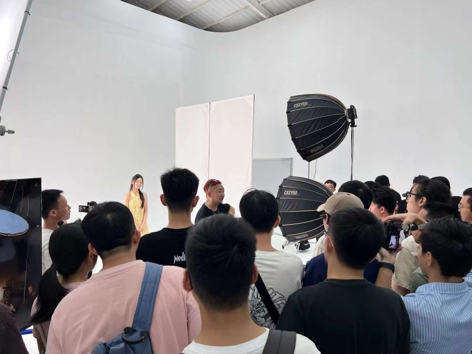 品牌活动视觉设计